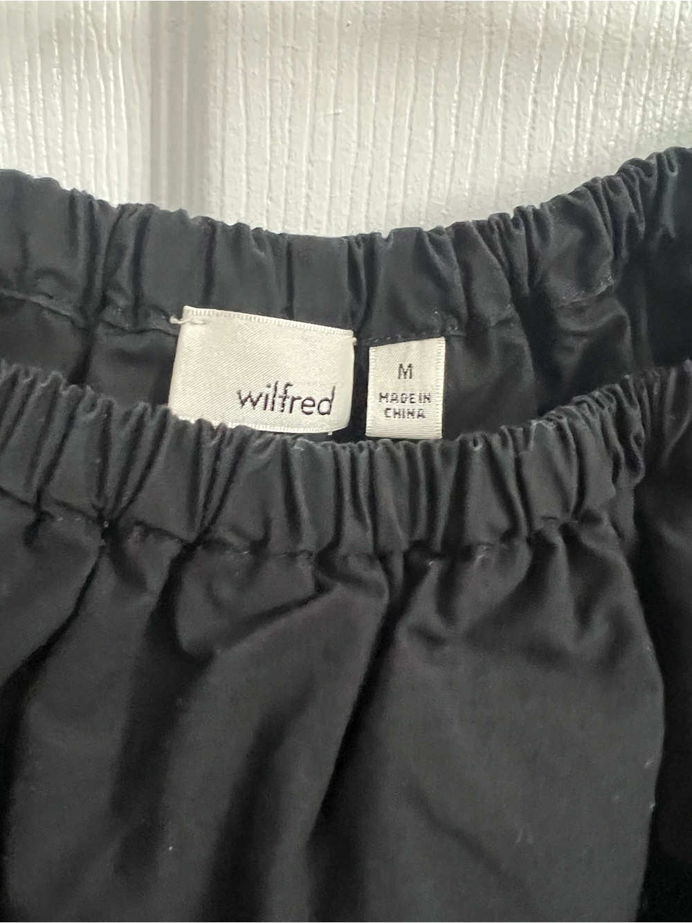 Aritzia Wilfred Off-Shoulder Ruffle Blouse - Picture 4 of 4